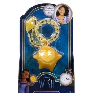 Disney Wish Glowing Star Necklace - Yellow